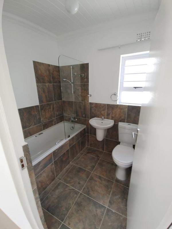 2 Bedroom Property for Sale in Paarl South Western Cape